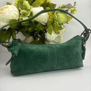 HTF. Coach 7470 Hampton Mini Baguette Suede Demi